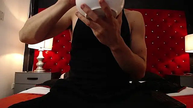 Snapshot of Sr_Magnus_ chatting on 02.26.26 Sr Magnus online show from 02.26.26