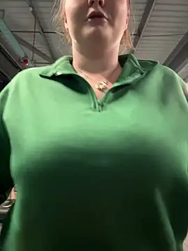 BustyBonnieUK online show from 01.20.25