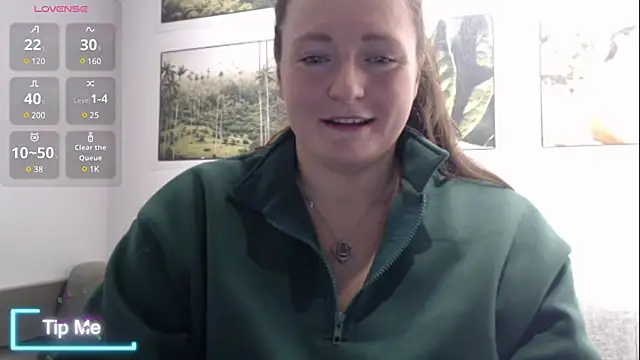 BustyBonnieUK online show from 01.28.25