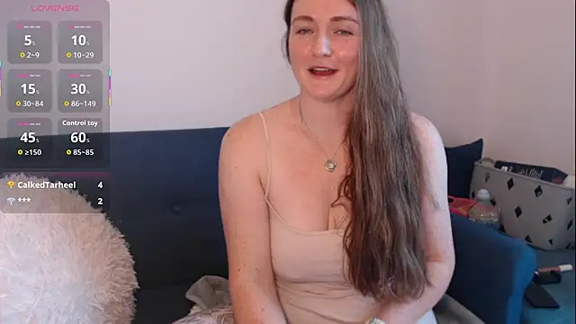 BustyBonnieUK online show from 10.13.25