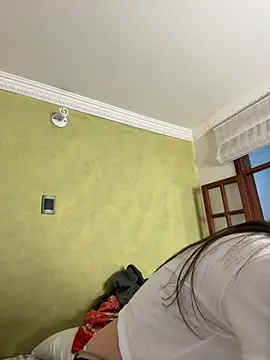 aurora divine online show from 09.17.25