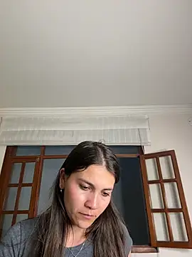 aurora divine online show from 09.25.25