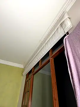 aurora divine online show from 10.17.25