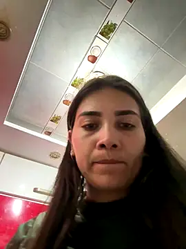 aurora divine online show from 12.13.25