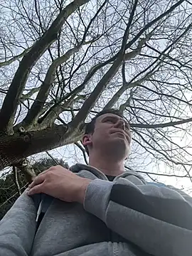 Snapshot of GotItGoin chatting on 03.21.25 GotItGoin online show from 03.21.25