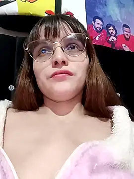 Lucyy-hess online show from 12.12.24