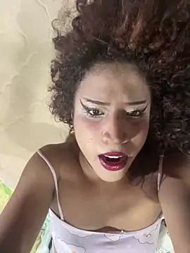 Snapshot of zahrivk1 chatting on 12.16.24 zahrivk1 online show from 12.16.24