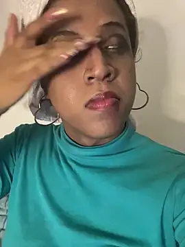 Snapshot of zahrivk1 chatting on 03.21.25 zahrivk1 online show from 03.21.25