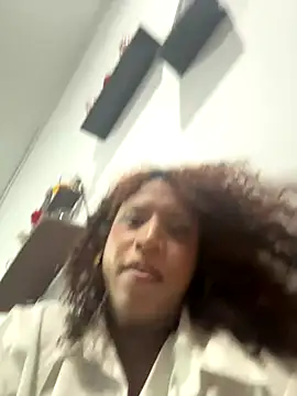 Snapshot of zahrivk1 chatting on 12.01.25 zahrivk1 online show from 12.01.25