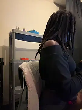 choclatepeaach online show from 11.10.25