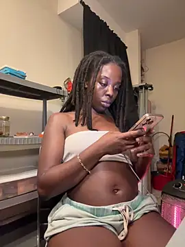 choclatepeaach online show from 11.23.25