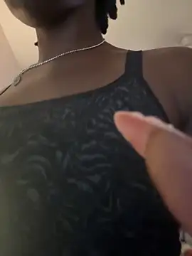 choclatepeaach online show from 04.17.26