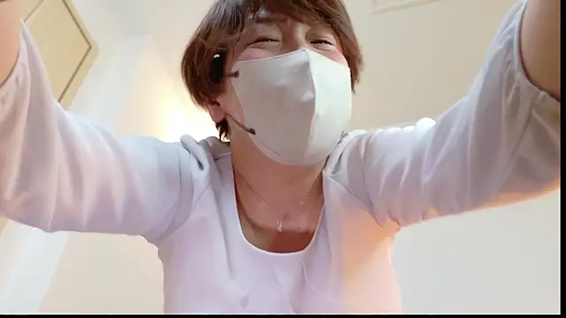 Snapshot of Risa_06 chatting on 01.10.25 Risa 06 online show from 01.10.25