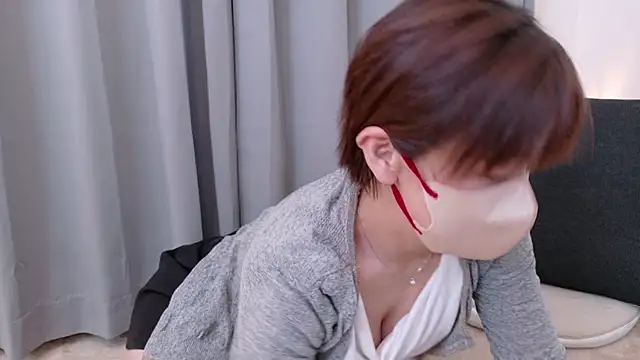 Risa 06 online show from 12.14.25