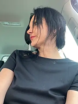 -OLYA- online show from 03.12.25