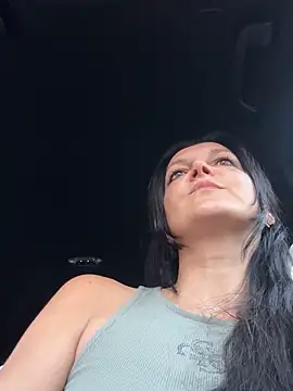 -OLYA- online show from 11.10.25