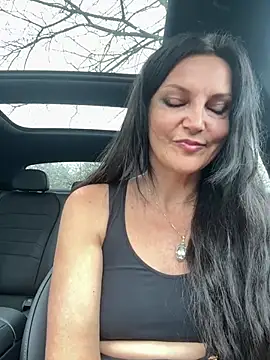 -OLYA- online show from 04.12.26