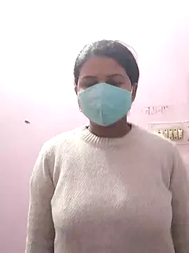 Snapshot of Dr_Chhaya chatting on 11.09.25 Dr Chhaya online show from 11.09.25