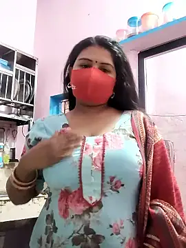 Snapshot of Dr_Chhaya chatting on 01.06.26 Dr Chhaya online show from 01.06.26