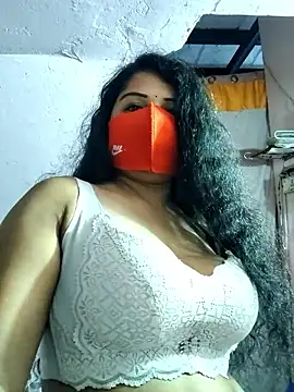 Snapshot of Dr_Chhaya chatting on 01.31.26 Dr Chhaya online show from 01.31.26