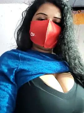 Snapshot of Dr_Chhaya chatting on 02.02.26 Dr Chhaya online show from 02.02.26