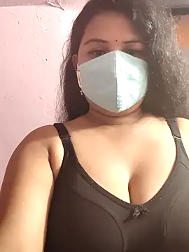 Snapshot of Dr_Chhaya chatting on 02.26.26 Dr Chhaya online show from 02.26.26