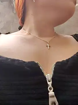 Caro kitty- online show from 03.04.25