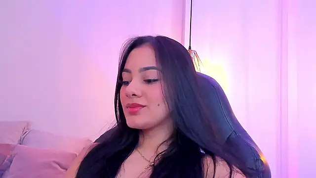 Snapshot of mallie_quinn chatting on 02.01.25 mallie quinn online show from 02.01.25