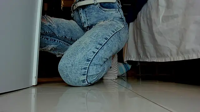 Snapshot of sherilkwang19tv chatting on 10.08.25 sherilkwang19tv online show from 10.08.25