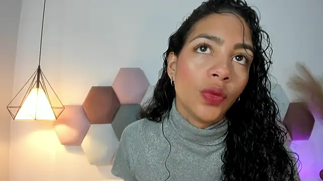 Snapshot of AntonellaHall_ chatting on 02.20.25 AntonellaHall online show from 02.20.25