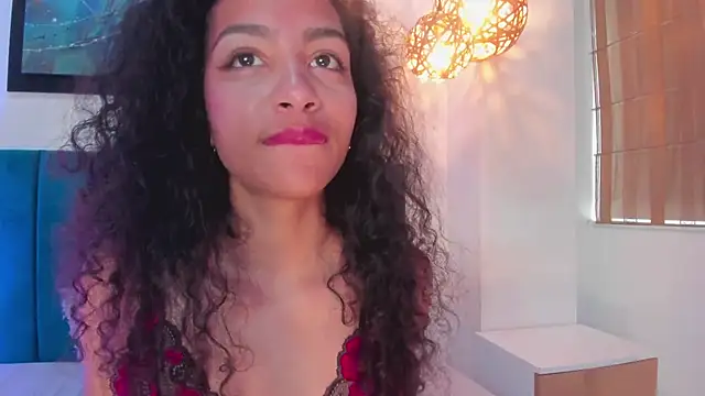 Snapshot of AntonellaHall_ chatting on 03.04.25 AntonellaHall online show from 03.04.25