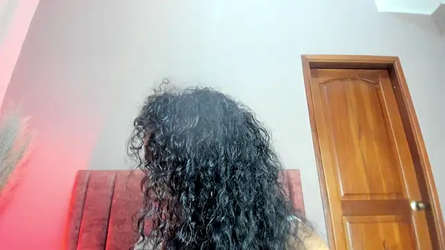 AntonellaHall  online show from 02.07.26