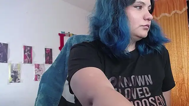 Snapshot of gigiqueen_18 chatting on 11.10.25 gigiqueen 18 online show from 11.10.25