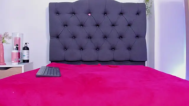 Alyssa jones online show from 02.28.25