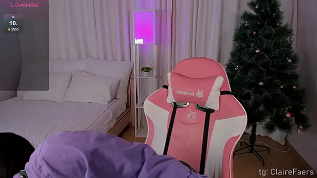 Snapshot of ClaireFaers_ chatting on 12.05.24 ClaireFaers online show from 12.05.24