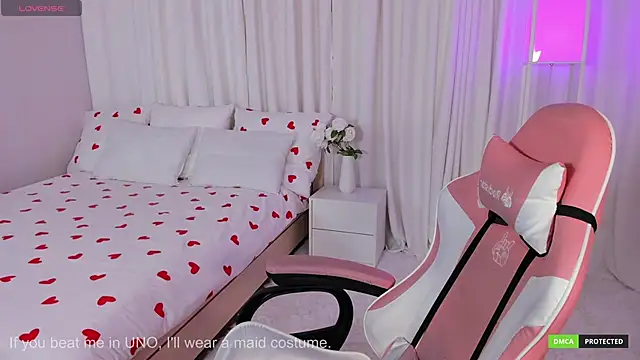 Snapshot of ClaireFaers_ chatting on 02.08.25 ClaireFaers online show from 02.08.25