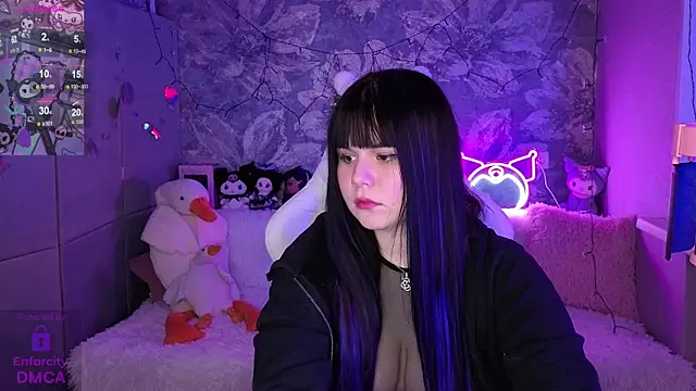 Snapshot of ClaireFaers_ chatting on 10.12.25 ClaireFaers online show from 10.12.25