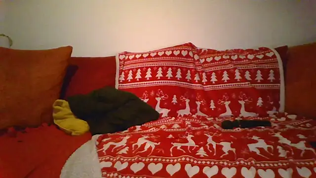 Snapshot of Estrellas_30 chatting on 01.07.25 Estrellas 30 online show from 01.07.25