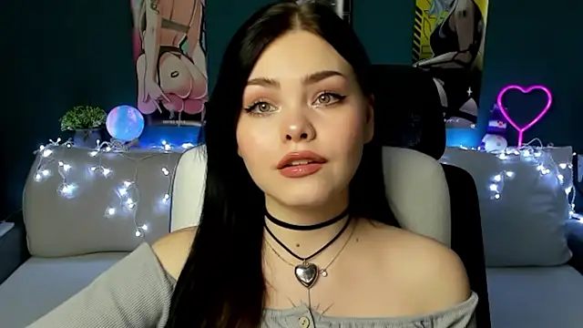 AkiraKatsu online show from 01.08.25