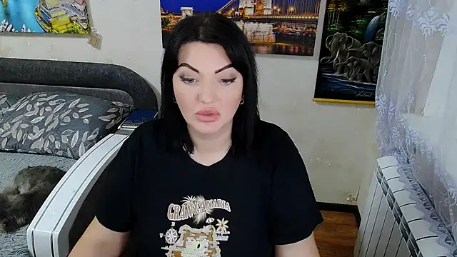 Snapshot of Lady_Boom_Wild_ chatting on 10.22.25 Lady Boom Wild online show from 10.22.25