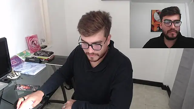 Snapshot of Dylanwish chatting on 12.04.24 Dylanwish online show from 12.04.24