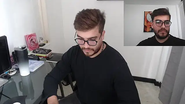 Snapshot of Dylanwish chatting on 12.05.24 Dylanwish online show from 12.05.24