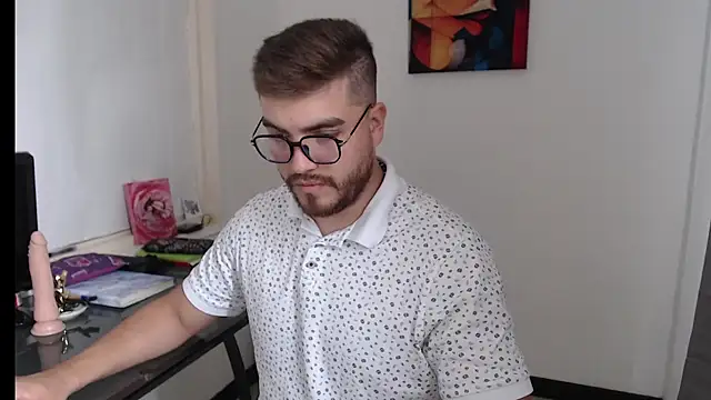 Snapshot of Dylanwish chatting on 12.29.24 Dylanwish online show from 12.29.24