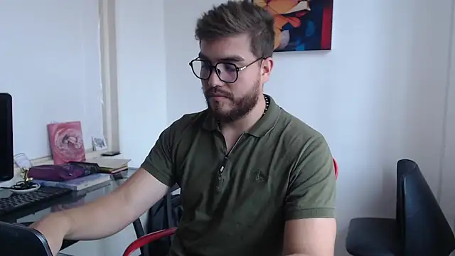 Snapshot of Dylanwish chatting on 02.01.25 Dylanwish online show from 02.01.25