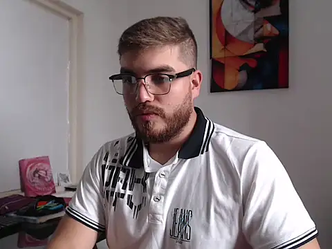 Snapshot of Dylanwish chatting on 02.10.25 Dylanwish online show from 02.10.25