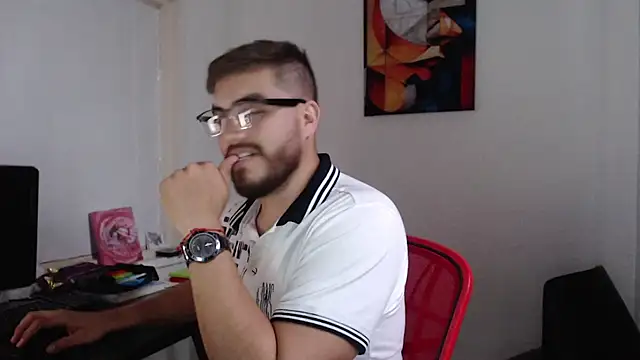 Snapshot of Dylanwish chatting on 02.10.25 Dylanwish online show from 02.10.25