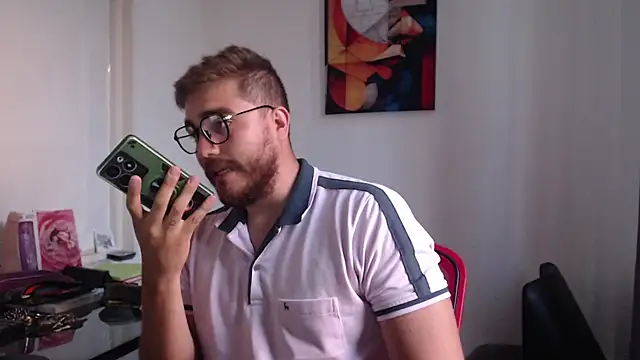 Snapshot of Dylanwish chatting on 02.20.25 Dylanwish online show from 02.20.25