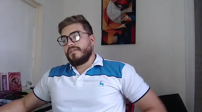 Snapshot of Dylanwish chatting on 03.01.25 Dylanwish online show from 03.01.25