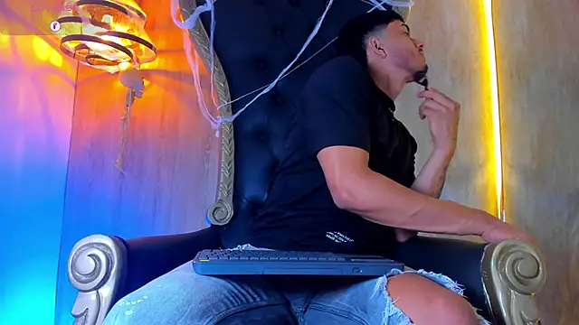 thaddeus king online show from 10.24.25