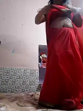 Snapshot of bobbyronak chatting on 03.18.25 bobbyronak online show from 03.18.25